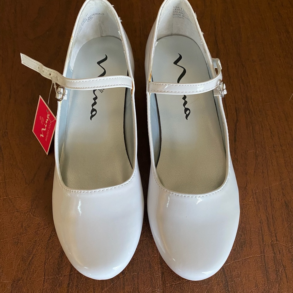 Girls Seeley white patent dress shoes